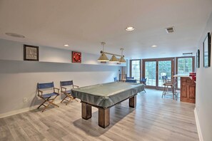 House (5 Bedrooms) | Interior