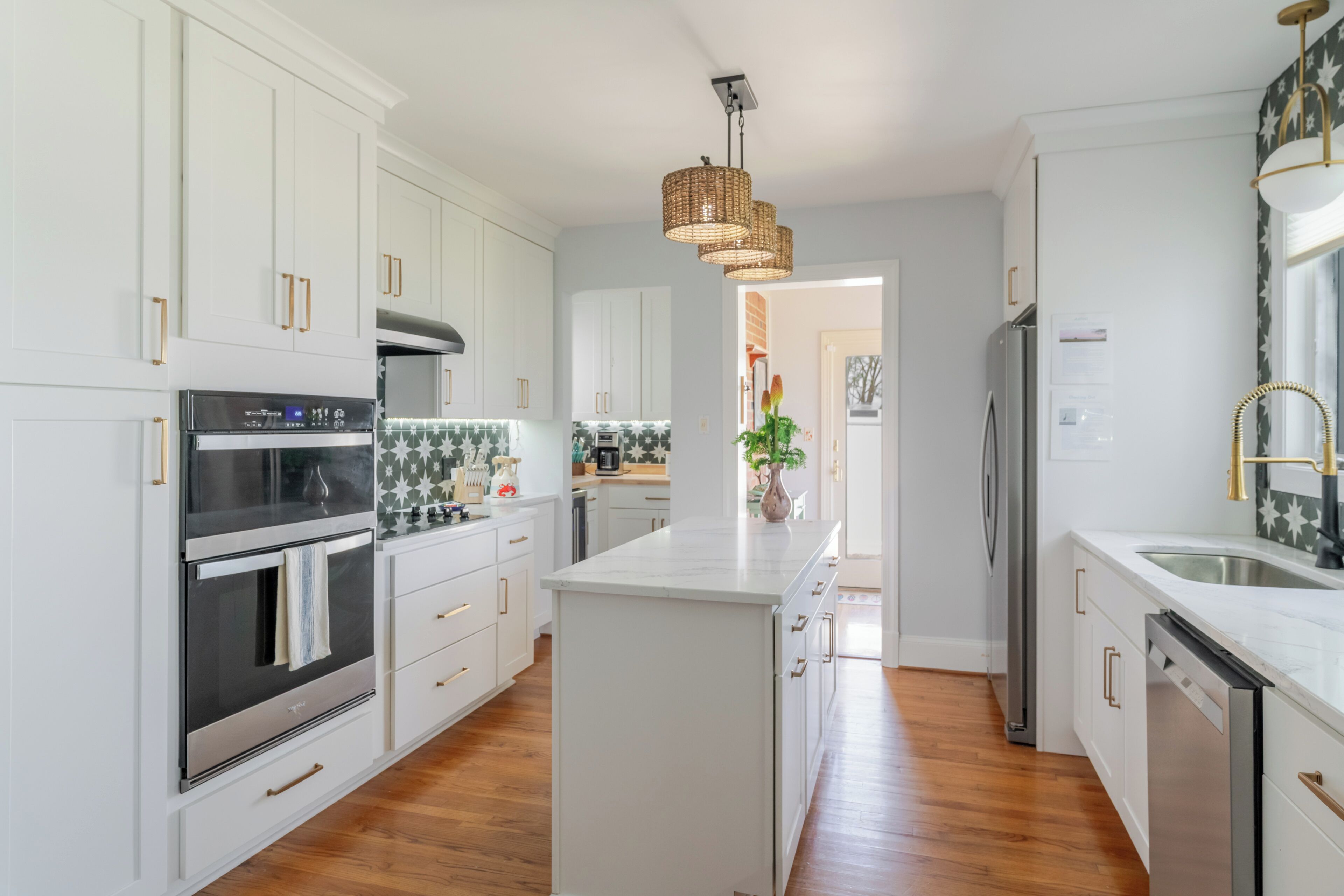 House (5 Bedrooms) | Interior