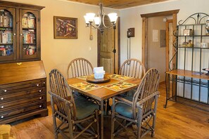 Interior - Burns Lake Cabin w/ Dock, Fire Pit, Rowboat & More (Hayward)