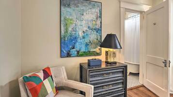 Apartment (1 Bedroom) | Interior