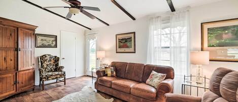 Cottage (2 Bedrooms) | Interior