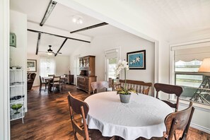 Cottage (2 Bedrooms) | Interior