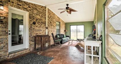 On Scenic 60-acre Farm: Carmine Cottage w/ Porch