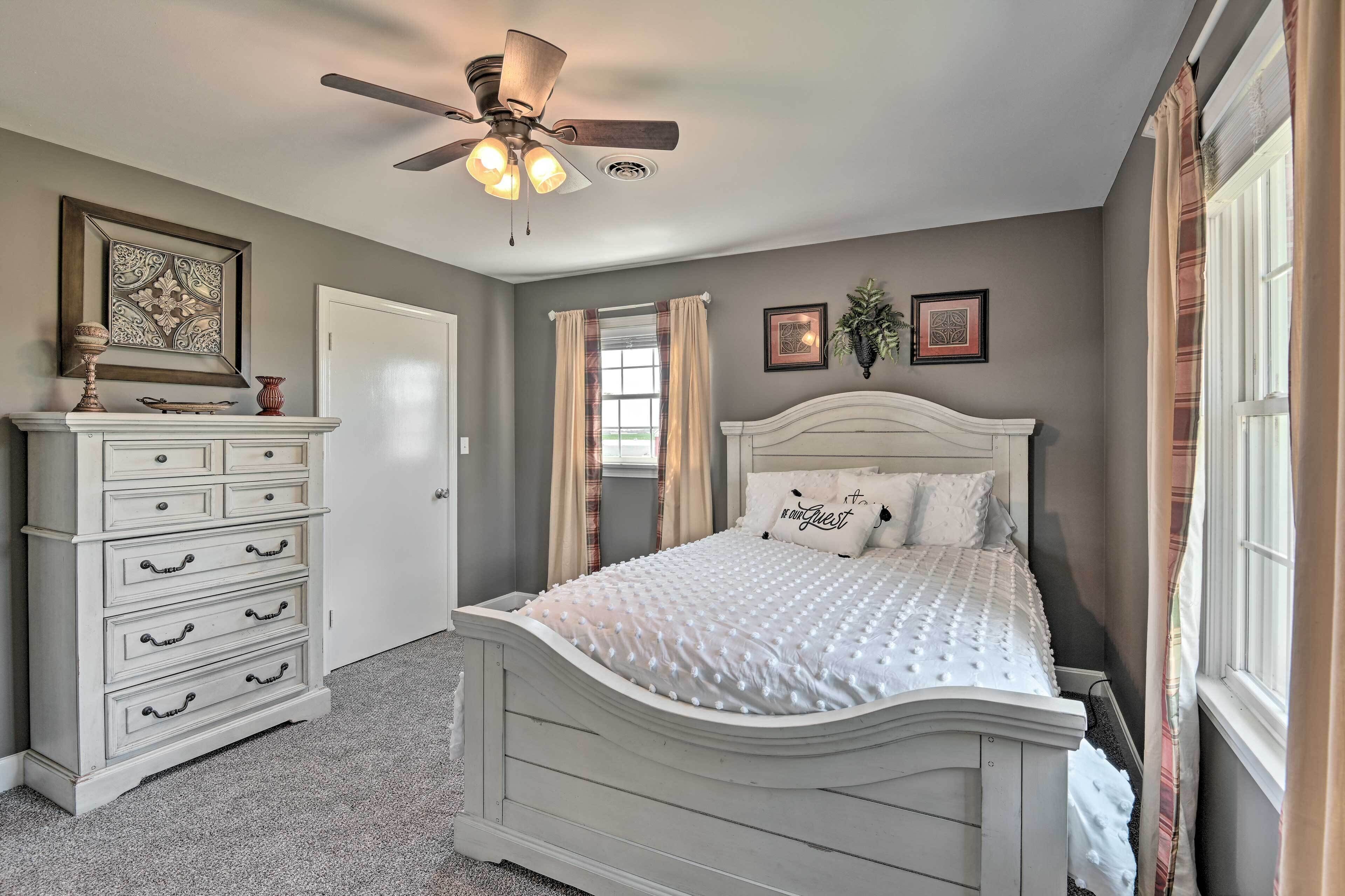 House (2 Bedrooms) | Interior