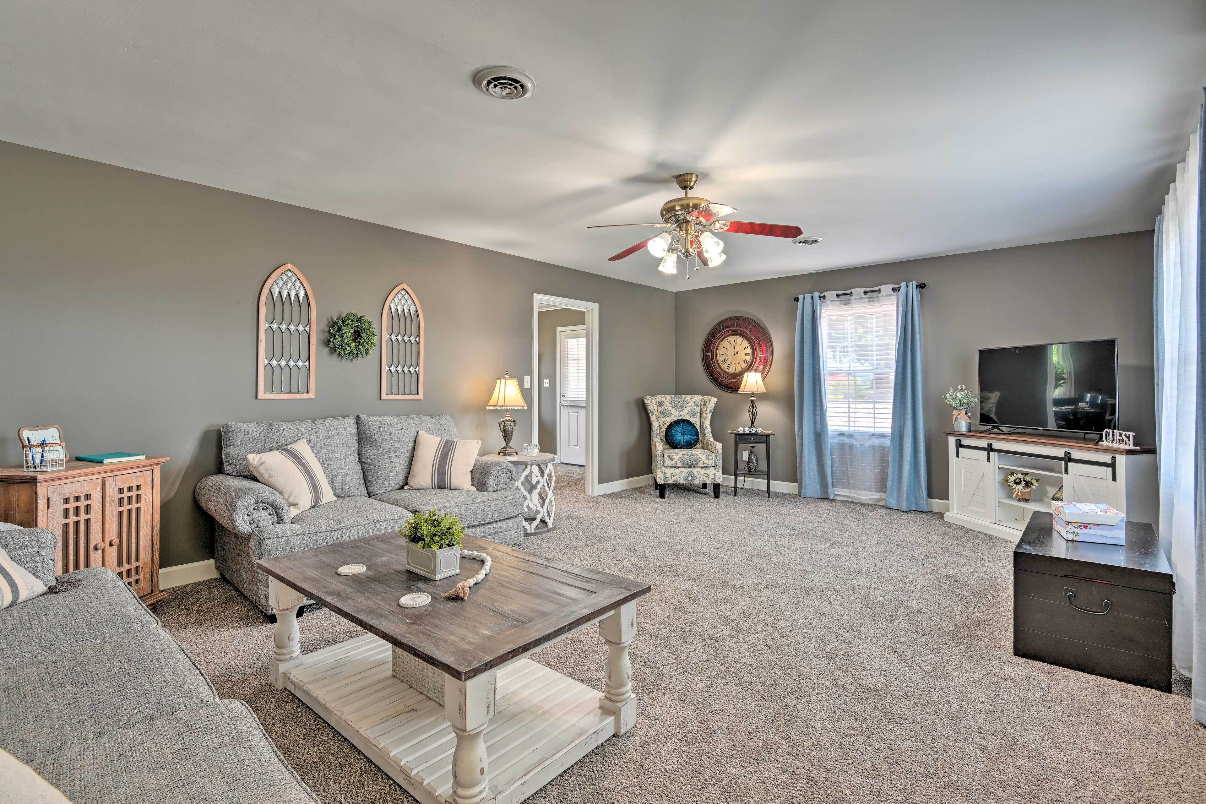 House (2 Bedrooms) | Front of property