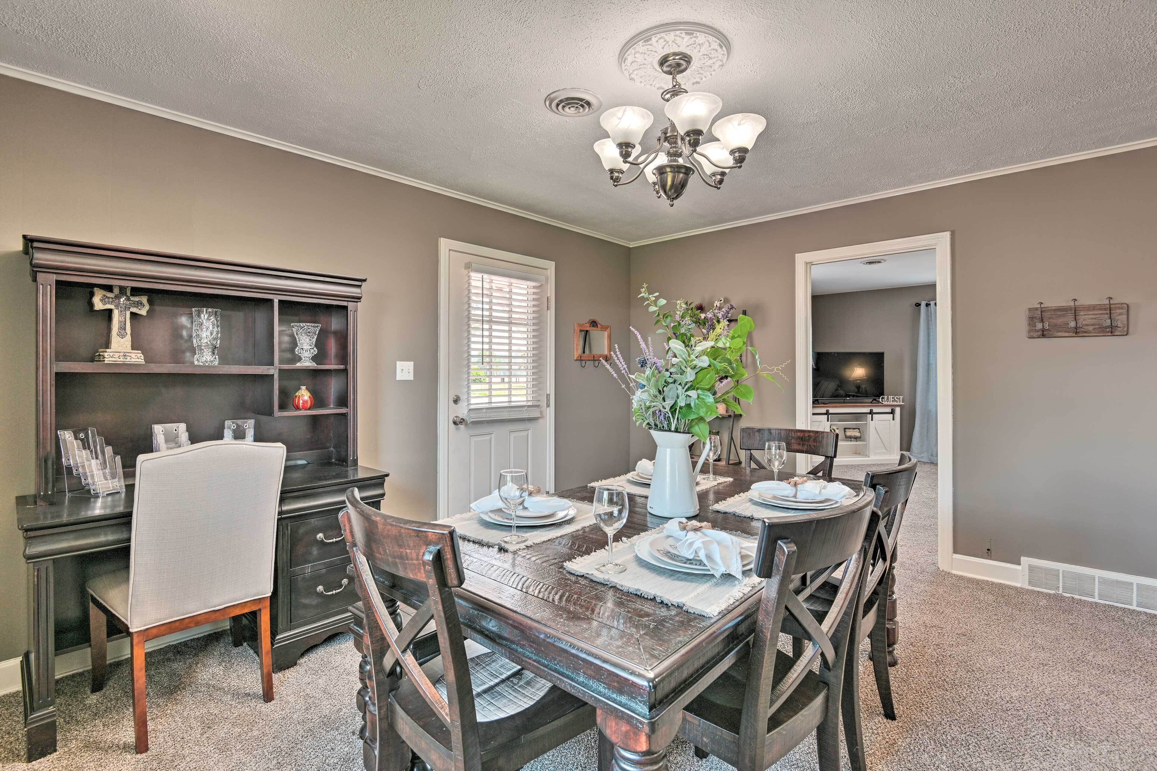 House (2 Bedrooms) | Interior