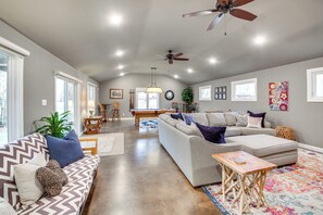 Casa (2 Bedrooms) | Interior