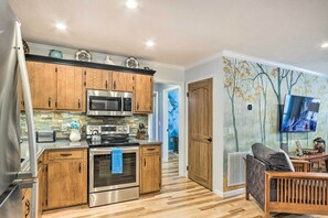 House (2 Bedrooms) | Interior