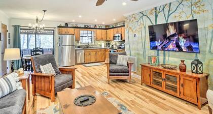 Unwind Fireside: Serene Murphy Escape w/ Hot Tub!