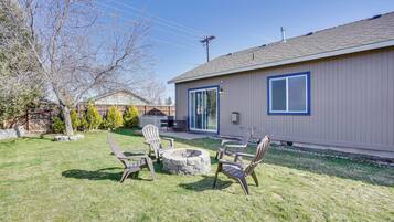 ํ์ฐ์ค (3 Bedrooms) | ๋ด๋ถ