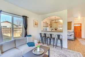 House (3 Bedrooms) | Interior