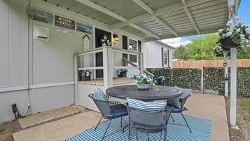 Casa (2 Bedrooms) | Interior