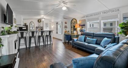 Near Water: Lake Dallas Home w/ Furnished Patio!