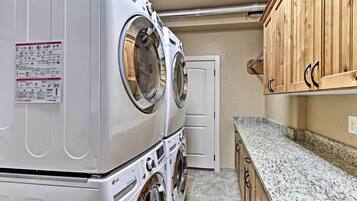 House (Multiple Bedrooms) | Interior