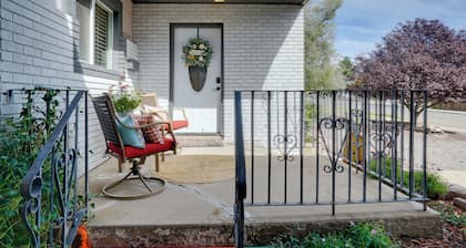 Chic Silver City Getaway w/ Patio + Gas Grill