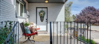Chic Silver City Getaway w/ Patio + Gas Grill