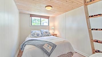 Cottage (2 Bedrooms) | Interior