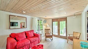 Cottage (2 Bedrooms) | Interior