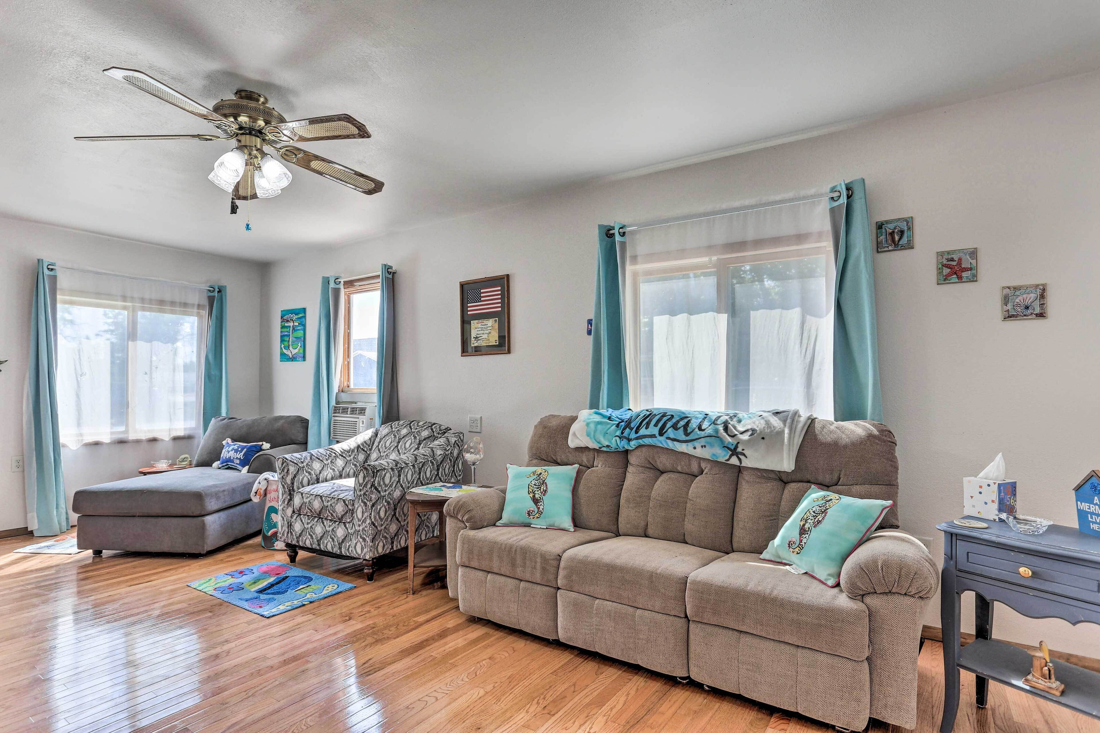 Charming Rapid City Retreat ~ 1 Mi to Dtwn!