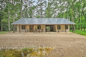 House (3 Bedrooms) | Interior - Quiet & Peaceful Hochatown Cabin w/ Hot Tub! (Broken Bow)