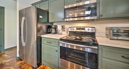 Quiet & Peaceful Hochatown Cabin w/ Hot Tub!