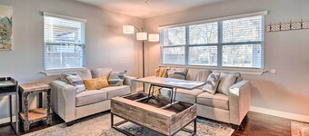 Cozy Duplex, Walk to Bentonville City Square!