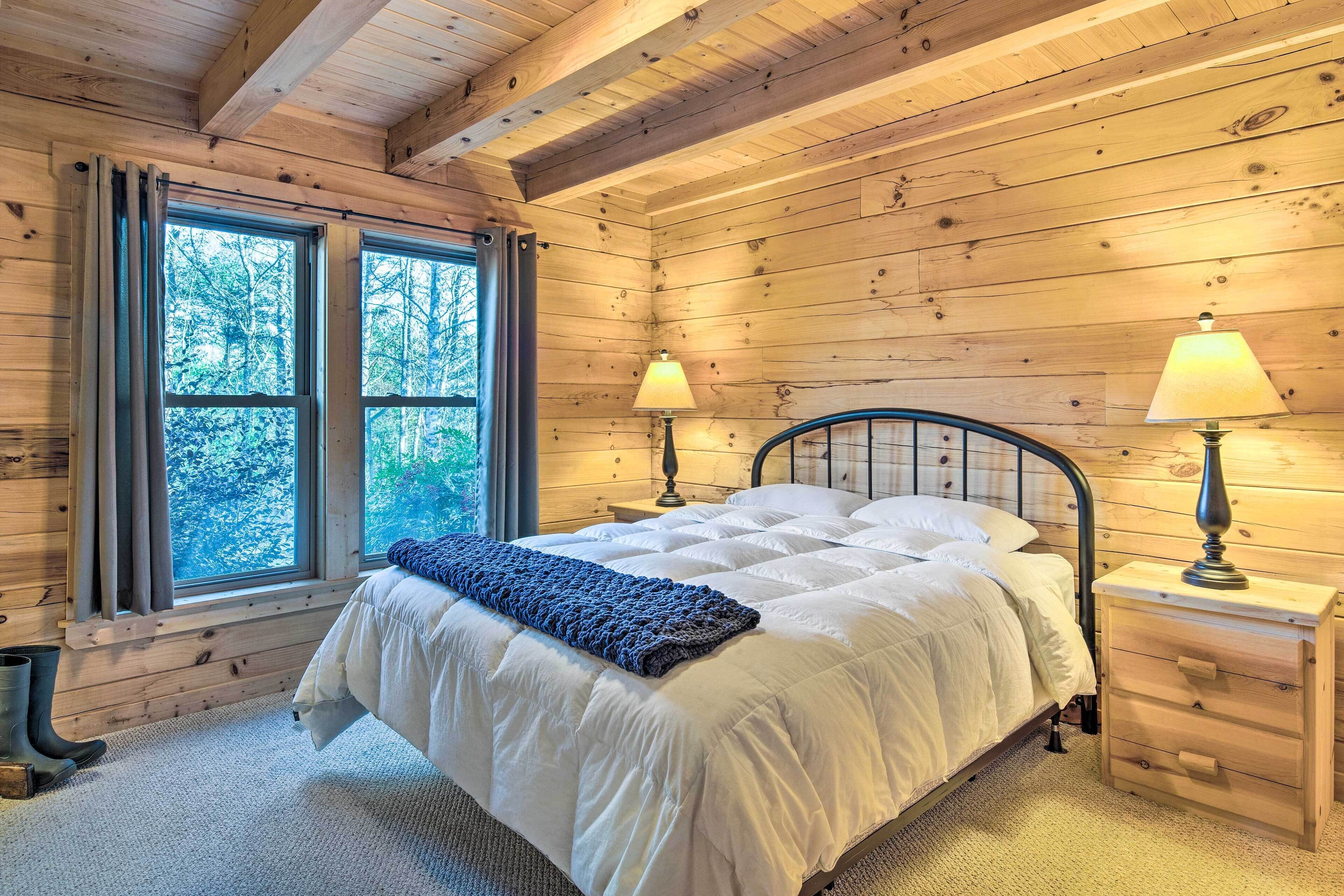 House (2 Bedrooms) | Interior