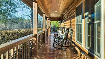 House (2 Bedrooms) | Bahagian dalam