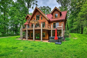 House (5 Bedrooms) | Interior - Classy Home w/ Hot Tub: 2 Mi to Lake Access! (Jackson)