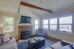 Cottage (3 Bedrooms) | Interior