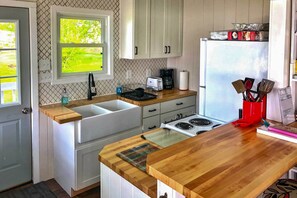 Cottage (3 Bedrooms) | Interior