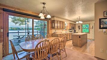 Cottage (3 Bedrooms) | Interior