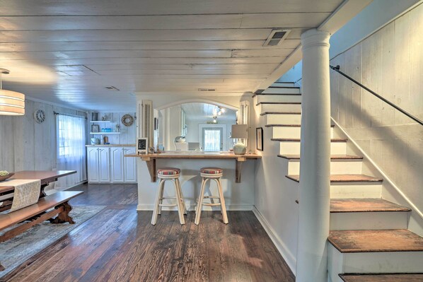 Interior - Coastal, Walkable Home in Historic Southport! (Southport)