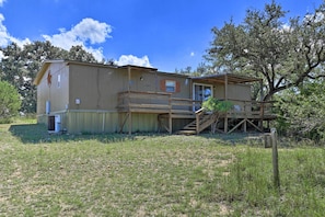 Interior - Spacious Utopia Family Home w/ Hill Country Views (Utopia)