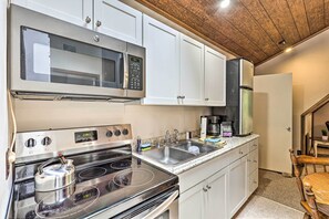 Casa (2 Bedrooms) | Interior