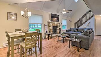 House (3 Bedrooms) | Interior