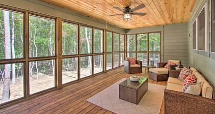 2 Mi to Golf Course + Fire Pit: Cozy Counce Cabin!