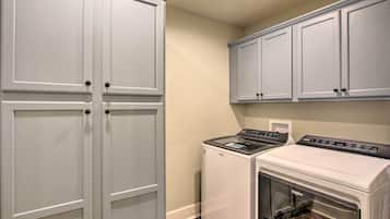 Casa (3 Bedrooms) | Interior