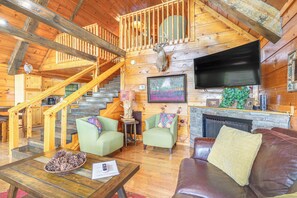 House (3 Bedrooms) | Interior - Sprawling Smoky Mtn Views: Pigeon Forge Retreat (Sevierville)