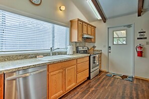 Casa (2 Bedrooms) | Interior