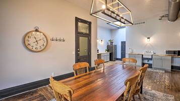 Apartment (0 Bedroom) | Interior