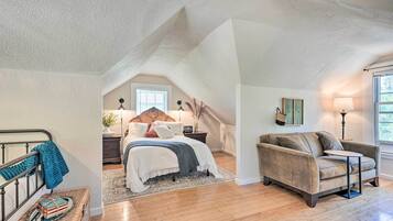 House (2 Bedrooms) | Interior