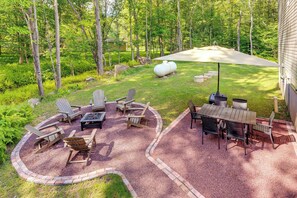 House (4 Bedrooms) | Interior - Walk to Beach: Family-friendly Arrowhead Lake Home (Pocono Lake)