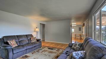 Cottage (2 Bedrooms) | Interior