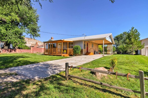 Cottage (2 Bedrooms) | Interior - Cottage Near Bryce Canyon & Zion National Parks! (Cannonville)