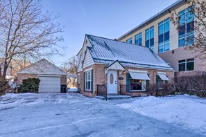 House (4 Bedrooms) | Interior - Downtown Cedar City House < 1/2 Mi to SUU Campus! (Cedar City)