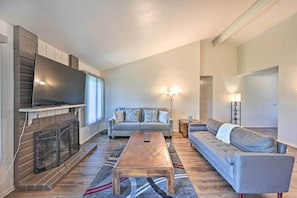 Ev (4 Bedrooms) | İç mekân