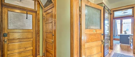 Apartment (1 Bedroom) | Interior