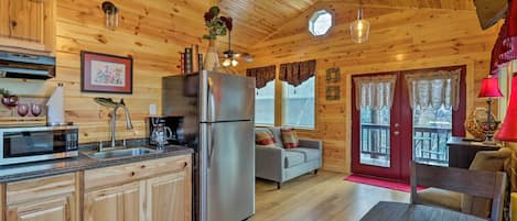 Apartment (0 Bedroom) | Interior