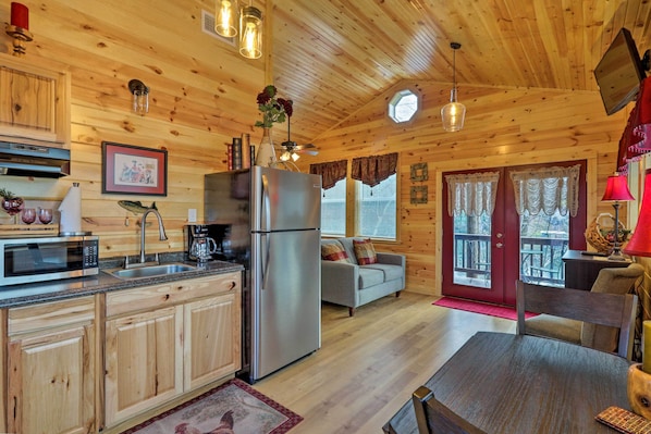 Apartment (0 Bedroom) | Interior